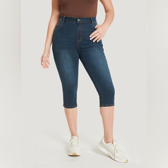 Bloomchic Capri Denim Shorts - Picture 1 of 5